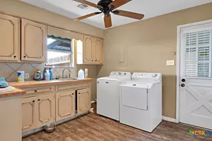 596 Saffle Rd, Robinson, TX 76706 - Photo 21