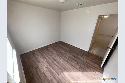 1503 E Calhoun Avenue, Temple, TX 76501 - Photo 13