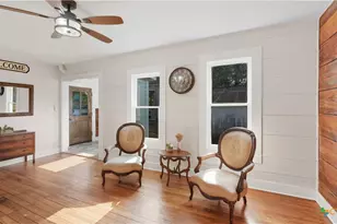 611 Qualls St, Gonzales, TX 78629 - Photo 13