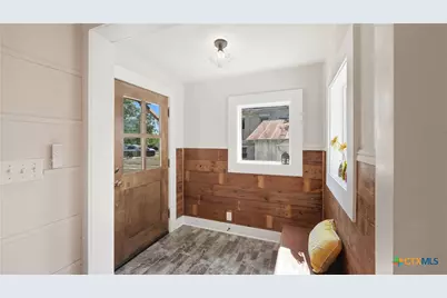 611 Qualls Street, Gonzales, TX 78629 - Photo 5