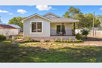 611 Qualls Street, Gonzales, TX 78629 - Photo 1