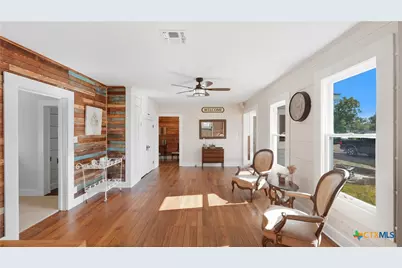 611 Qualls Street, Gonzales, TX 78629 - Photo 15