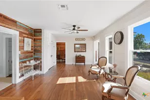 611 Qualls St, Gonzales, TX 78629 - Photo 15