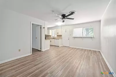 716 Brookhollow Drive, Port Lavaca, TX 77979 - Photo 7