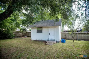716 Brookhollow Dr, Port Lavaca, TX 77979 - Photo 27
