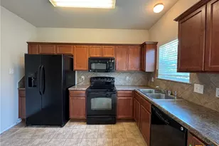 4900 Bayer Hollow Dr, Killeen, TX 76549 - Photo 7