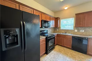 4900 Bayer Hollow Dr, Killeen, TX 76549 - Photo 7