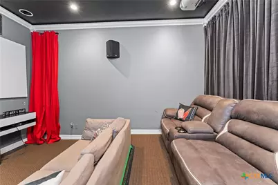 27906 Bogen Road, New Braunfels, TX 78132 - Photo 11