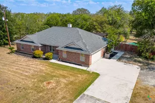 105 Tomahawk Trail, Seguin, TX 78155 - Photo 1