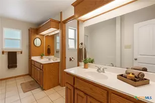 105 Tomahawk Trail, Seguin, TX 78155 - Photo 13