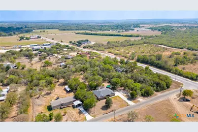 105 Tomahawk Trail, Seguin, TX 78155 - Photo 19