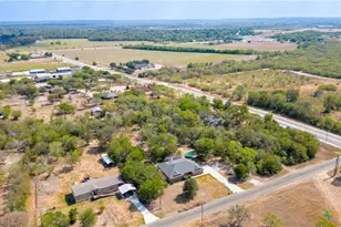 105 Tomahawk Trail, Seguin, TX 78155 - Photo 19