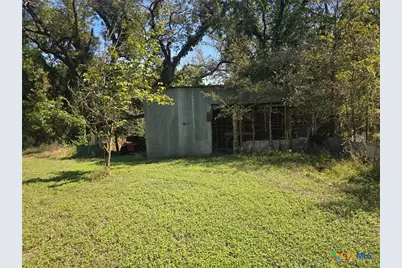 1002 W Leon Street, Gatesville, TX 76528 - Photo 23