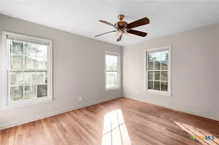 18 Del Norte St, Lampasas, TX 76550 - Photo 11