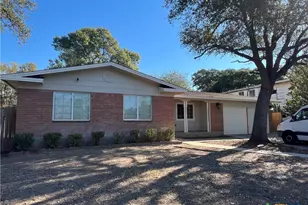 1502 Stokes St, San Marcos, TX 78666 - Photo 3