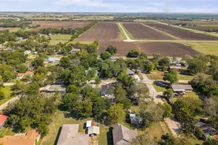 506 2nd St, Moody, TX 76557 - Photo 37