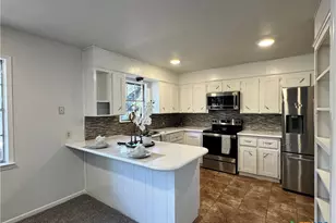513 E 27th Ave, Belton, TX 76513 - Photo 9