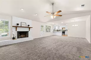 513 E 27th Ave, Belton, TX 76513 - Photo 1