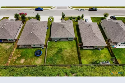 1046 Amble Oak, Seguin, TX 78155 - Photo 11