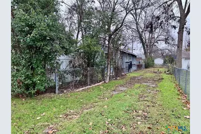 1201 S 21st Street, Temple, TX 76504 - Photo 15