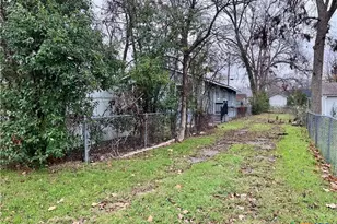 1201 S 21st St, Temple, TX 76504 - Photo 15