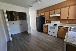 104 W Anderson Ave, Copperas Cove, TX 76522 - Photo 3