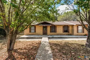 225/229 Country Acres Dr, Seguin, TX 78155 - Photo 1