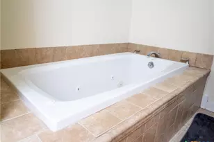 1704 Jackson St, Port Lavaca, TX 77979 - Photo 33