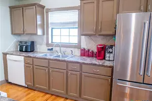 1704 Jackson St, Port Lavaca, TX 77979 - Photo 15