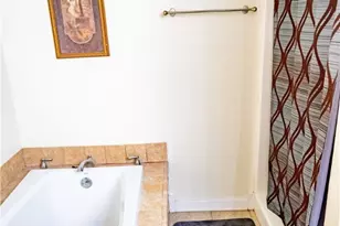 1704 Jackson St, Port Lavaca, TX 77979 - Photo 31