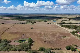 721 Branch Rd, Seguin, TX 78155 - Photo 15