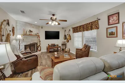 911 Heritage Hill, Canyon Lake, TX 78133 - Photo 13