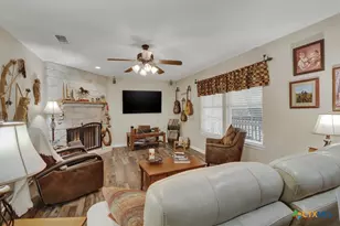 911 Heritage Hill, Canyon Lake, TX 78133 - Photo 13