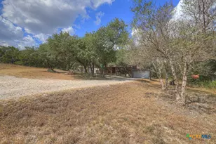 911 Heritage Hill, Canyon Lake, TX 78133 - Photo 3