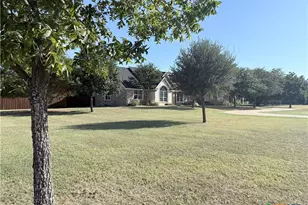 1084 Frederick Ln, Temple, TX 76502 - Photo 5