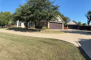 1084 Frederick Ln, Temple, TX 76502 - Photo 3