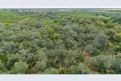 946 Fm 2718, Cuero, TX 77954 - Photo 7