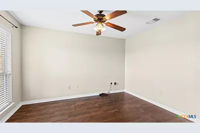 108 Haycraft Boulevard, Marion, TX 78124 - Photo 5