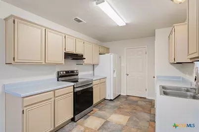 204 Rodeo Circle, Copperas Cove, TX 76522 - Photo 11