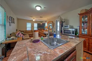 604 Vargas Rd, Austin, TX 78741 - Photo 17