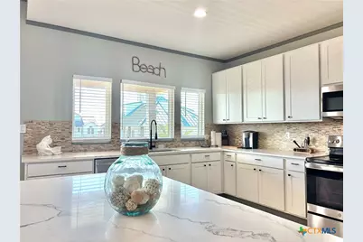 86 Kingfisher Street, Port O'Connor, TX 77982 - Photo 3