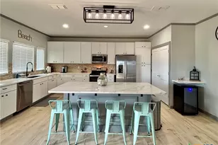 86 Kingfisher St, Port O'Connor, TX 77982 - Photo 5