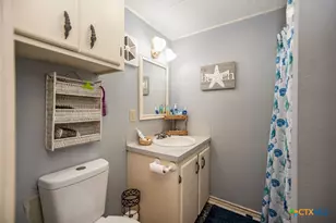 1207 W Madison Ave, Port O'Connor, TX 77982 - Photo 17