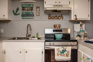 1207 W Madison Ave, Port O'Connor, TX 77982 - Photo 13