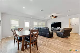 2946 Daisy Meadow, New Braunfels, TX 78130 - Photo 7