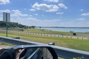 425 Woodland Point Rd, Belton, TX 76513 - Photo 3