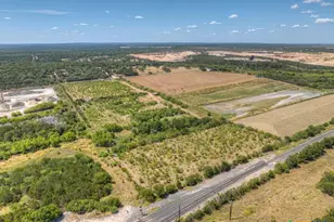 22031A Old Nacogdoches Rd, New Braunfels, TX 78132 - Photo 7