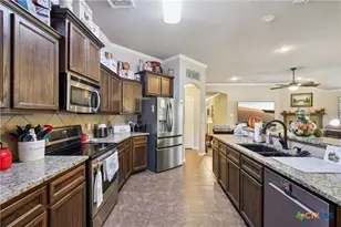 509 Dusty Trl, Belton, TX 76513 - Photo 11