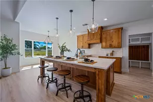 156 Firewheel Loop, Floresville, TX 78114 - Photo 3