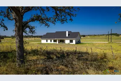 156 Firewheel Loop, Floresville, TX 78114 - Photo 37